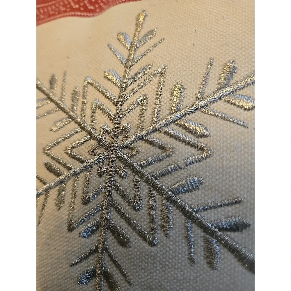 Pair Christmas Holiday Decorative Throw‎ Pillow Snowflakes Reindeer 16x16